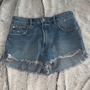Zara high rise curved shorts